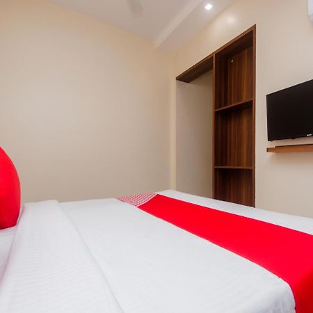 Hotel Park Inn Vasai Eksteriør bilde