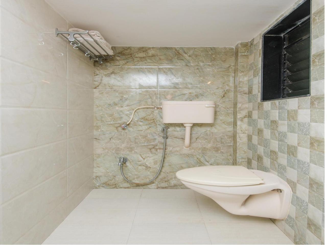 Hotel Park Inn Vasai Eksteriør bilde