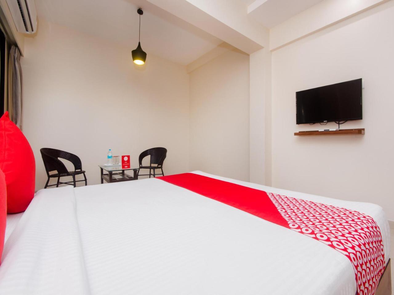 Hotel Park Inn Vasai Eksteriør bilde