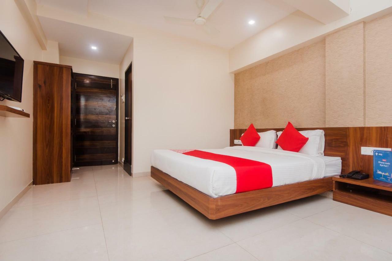 Hotel Park Inn Vasai Eksteriør bilde